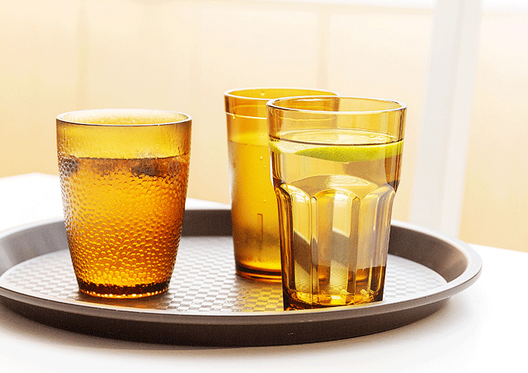 Unbreakable acrylic plastic whiskey glass (1)